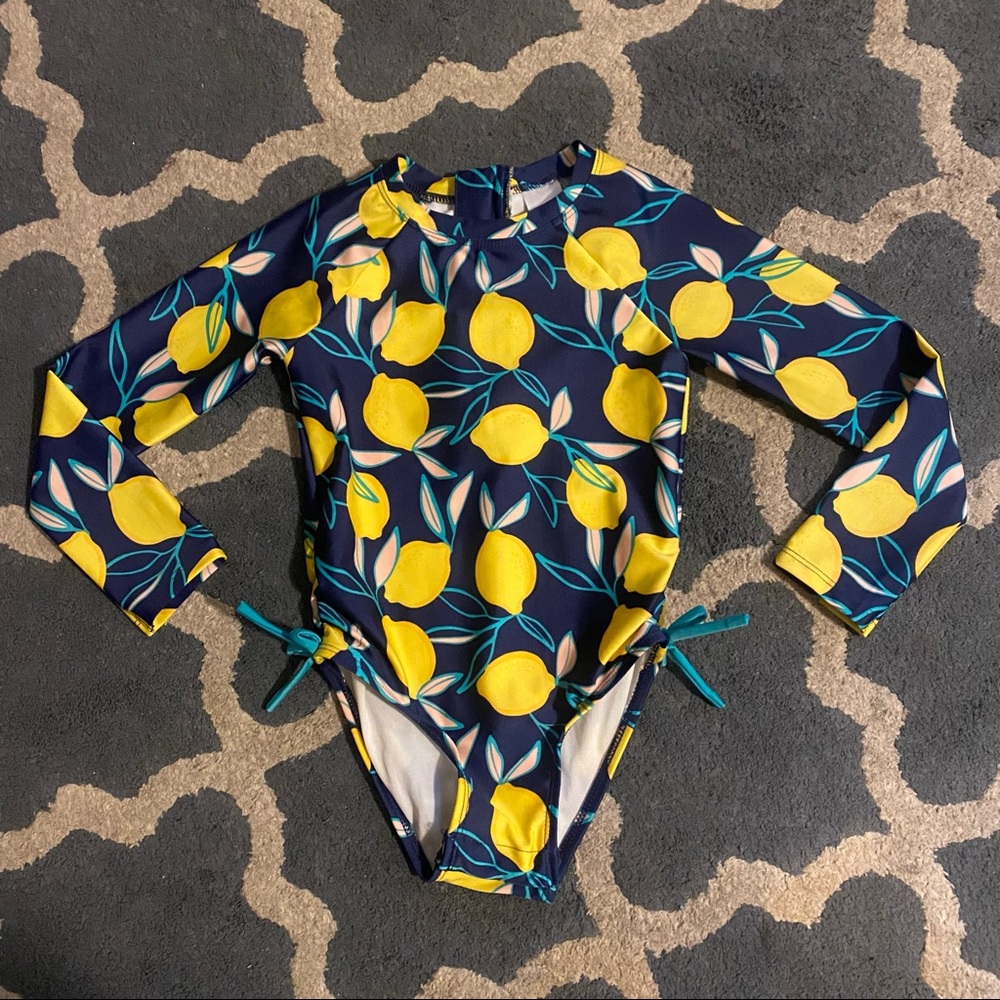 NEVER WORN Girl’s swimsuit